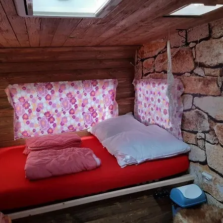 Caravan Cabin Modern Retreat * Breitenberg (Lower Bavaria)